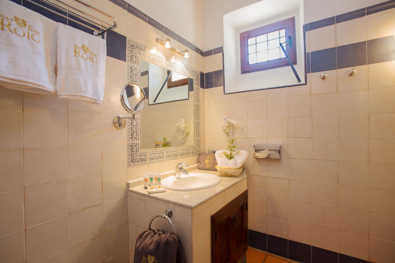 Casa Font I Roig 4* Maria De La Salut