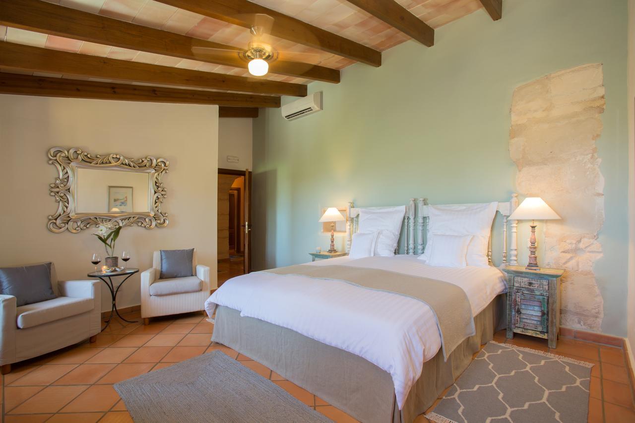 Casa Font I Roig 4* Maria De La Salut
