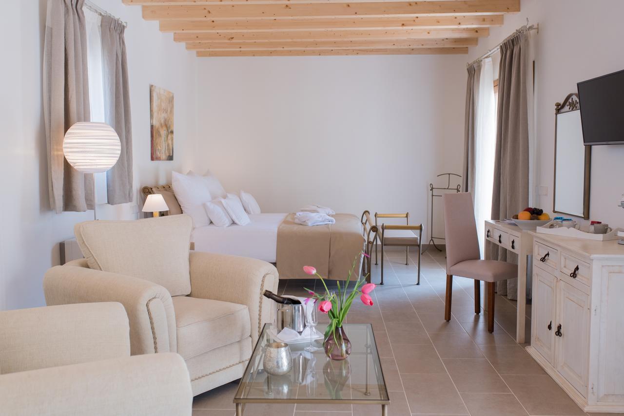 Casa Font I Roig 4* Maria De La Salut